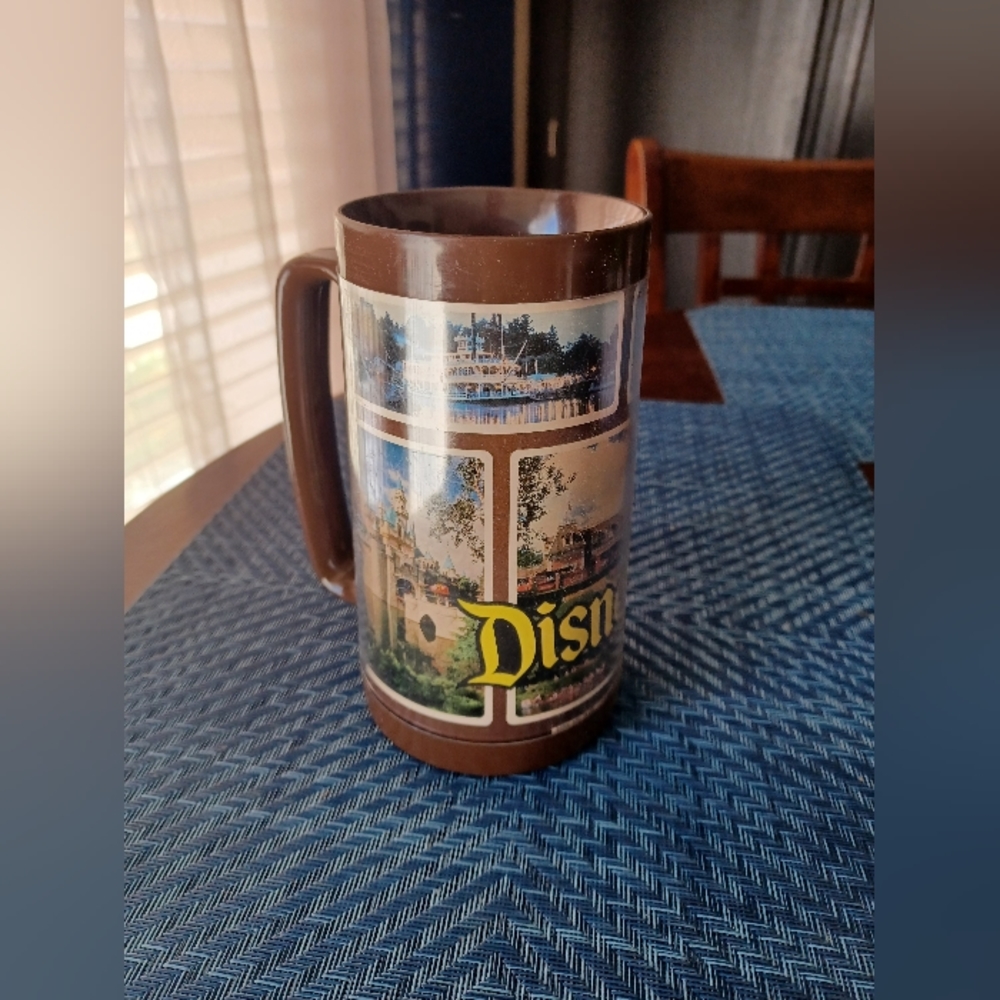 Vintage Disneyland Pub mug